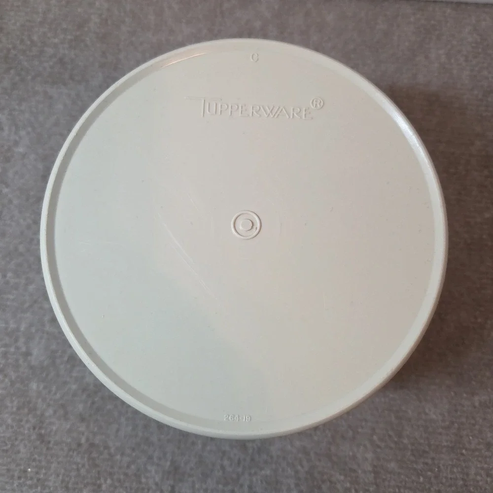 Vintage Tupperware #264 Starburst Canister Almond Tan w/ Lid Seal 5